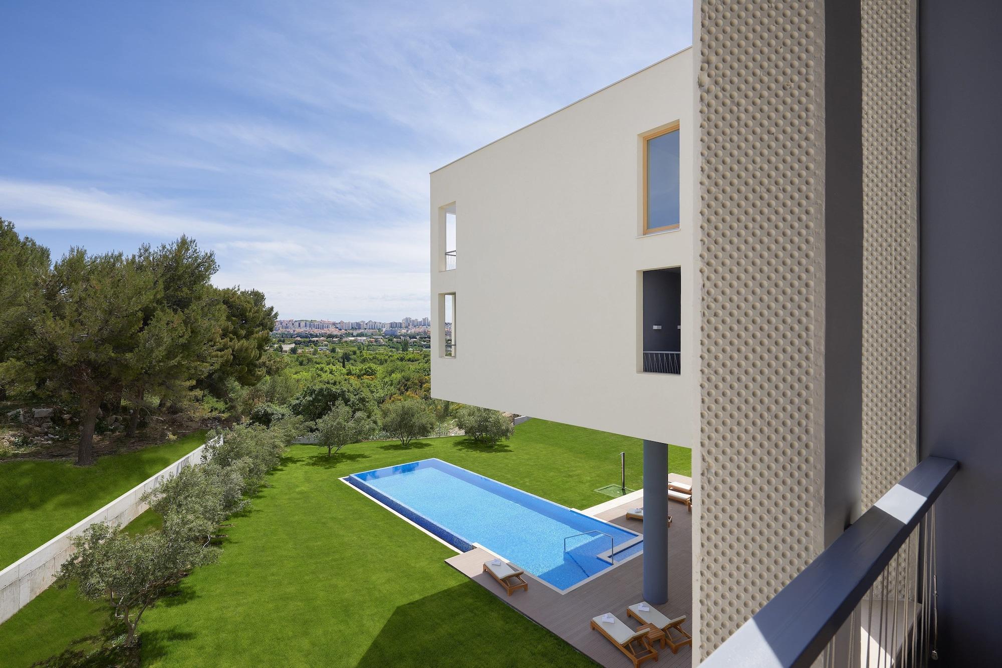 Hotel Salona Palace Luaran gambar