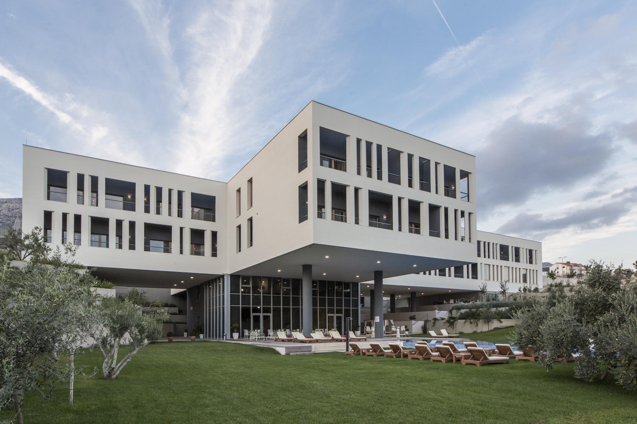 Hotel Salona Palace Luaran gambar